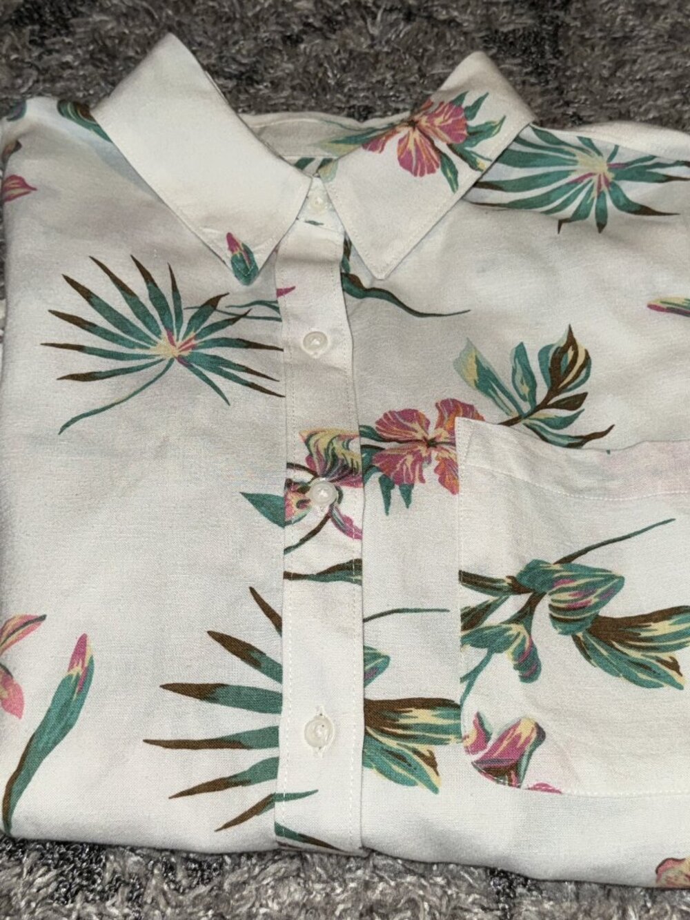 Women's Levi's Button-Down Joyce Short Sleeve Resort Shirt